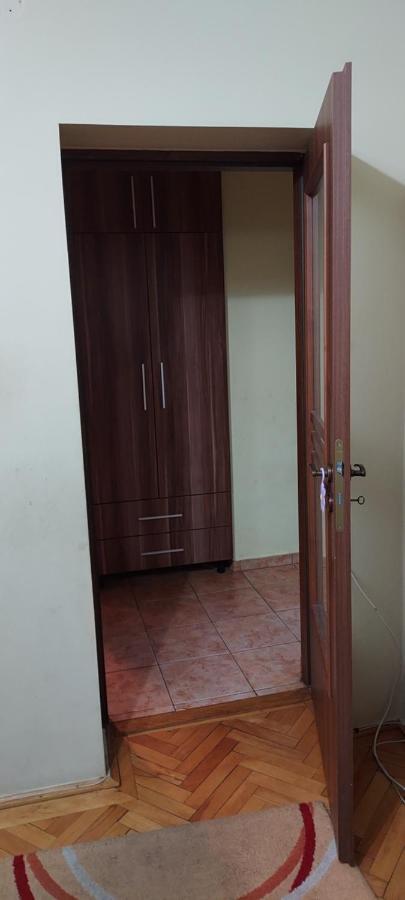 Apartament Gara Mica Apartment อาราด ภายนอก รูปภาพ